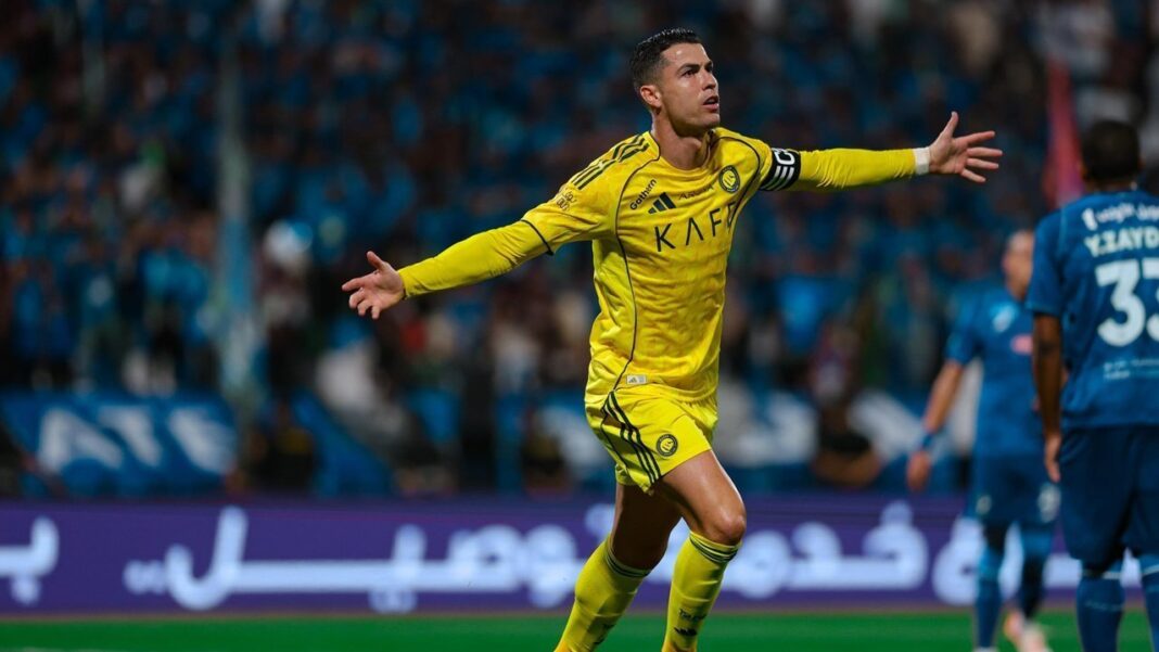 Cristiano Ronaldo akhirnya kembali merumput bersama Al-Nassr setelah absen di tiga pertandingan terakhir di tengah spekulasi masa depannya.