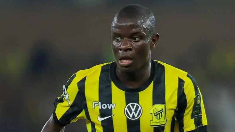 Fenerbahce menyatakan bahwa kegagalan transfer N’Golo Kante ke klub mereka terjadi akibat kesalahan yang dilakukan oleh Al-Ittihad.