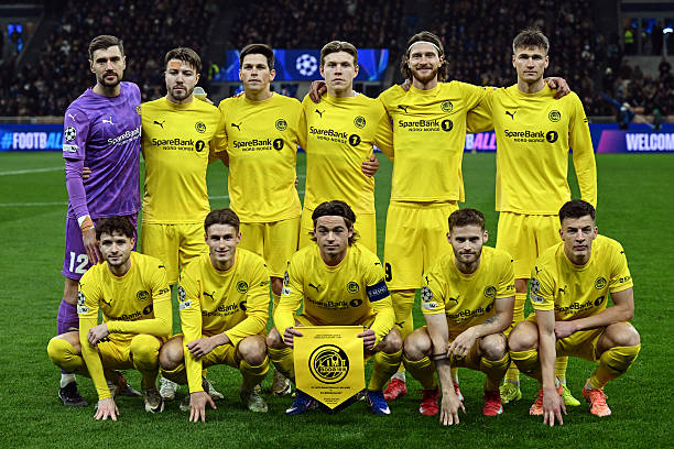 MILAN, ITALIA - 24 Februari: Tim Bodo Glimt saat pertandingan leg kedua babak play-off knockout Liga Champions UEFA 2025/26 antara FC Internazionale Milano dan FK Bodo/Glimt di Stadio San Siro pada 24 Februari 2026 di Milan, Italia. (Foto oleh Image Photo Agency/Getty Images)